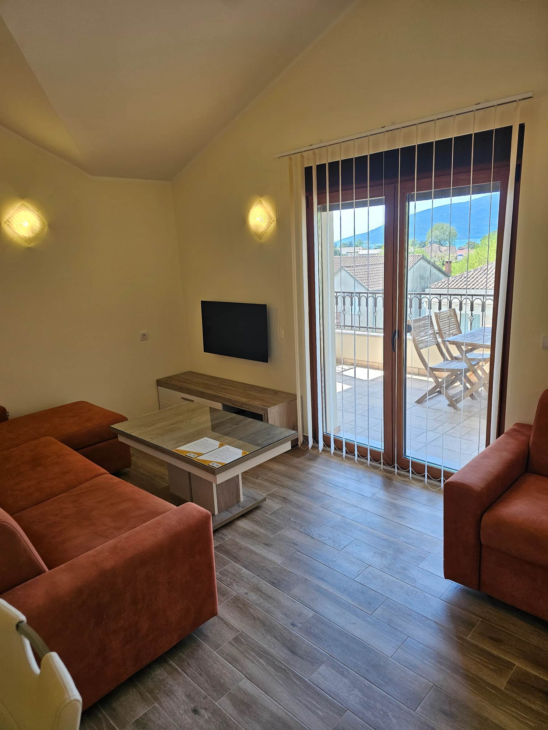Apartman 2 - slika 1